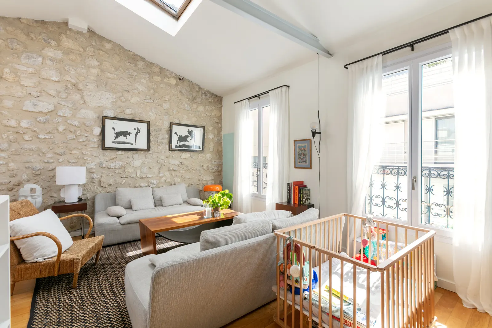 Charmant Duplex de 80 M2 au Cœur des Grandes Carrières   Appartement 4 Pièces Lumineux — photo 1