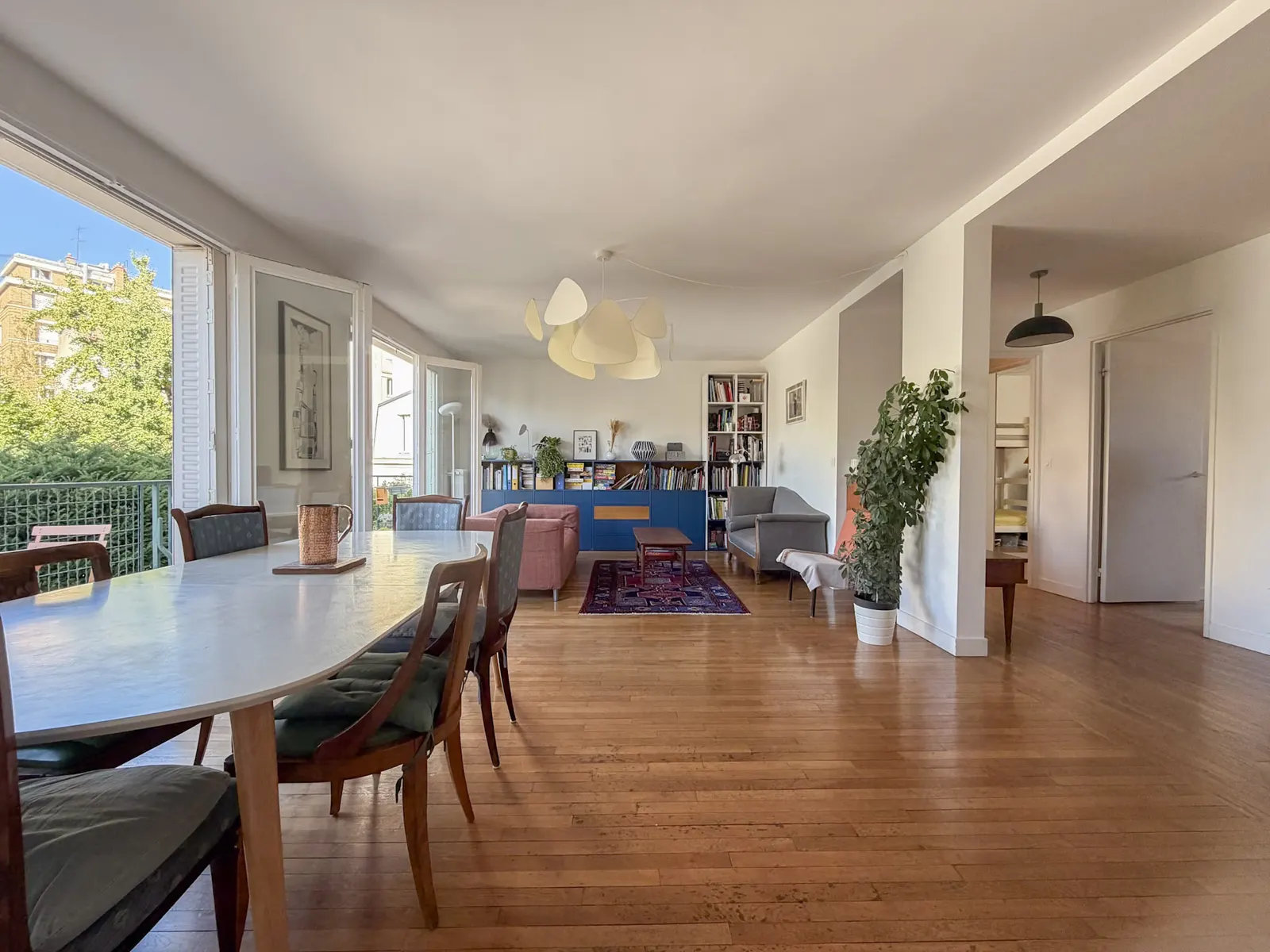 Avenue Faidherbe   Appartement Traversant de 99 M2 Avec Balcon Filant — photo 3
